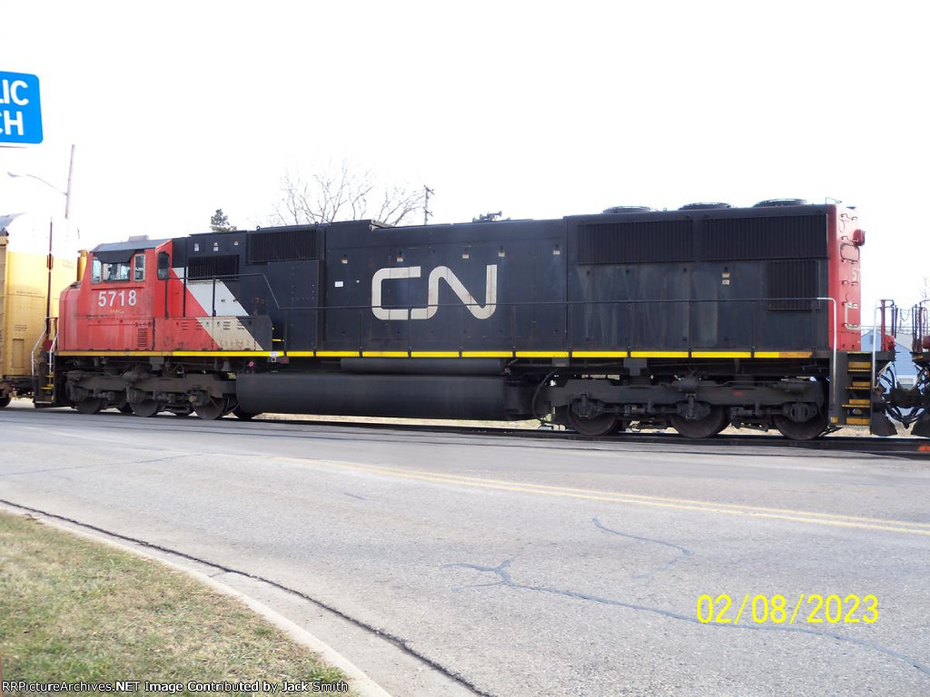 CN 5718